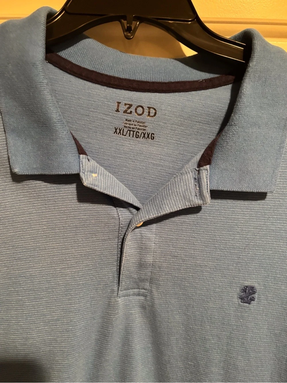 Izod Men's Light Blue Knit Short Sleeve Polo